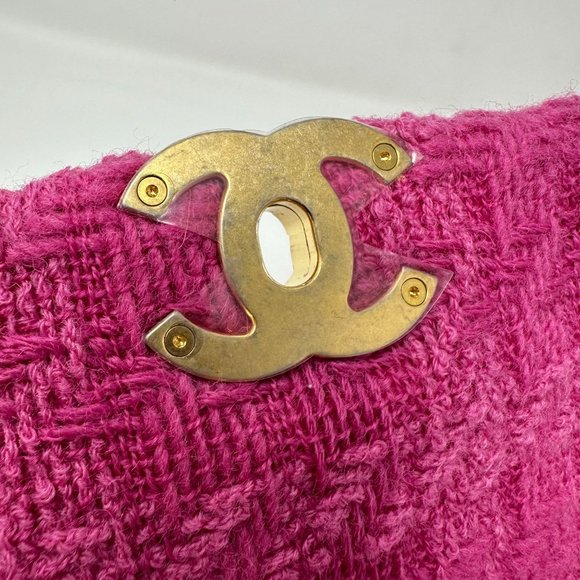 CHANEL 2020 Pink Tweed & Lambskin Leather Chanel 19 Belt Bag Tri-Color HW - Picture 9 of 13